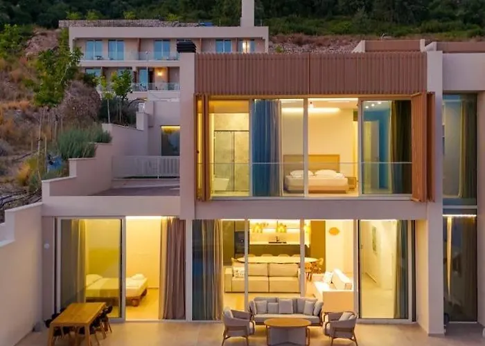 Elite Deluxe Villa, Coast Villa Palasë