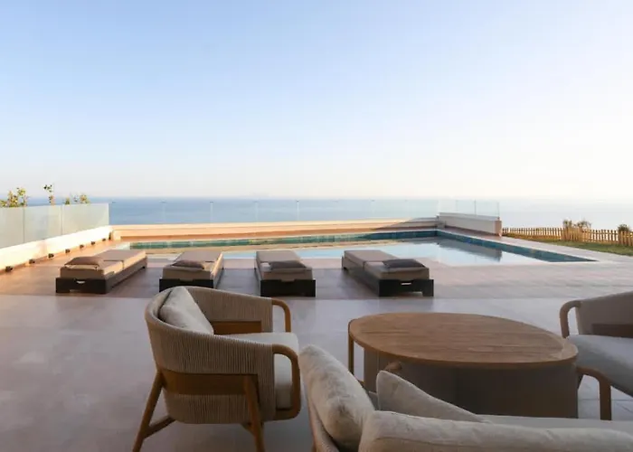 Elite Deluxe Villa, Coast