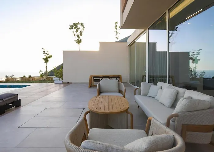 Villa Elite Deluxe Villa, Coast Palasë