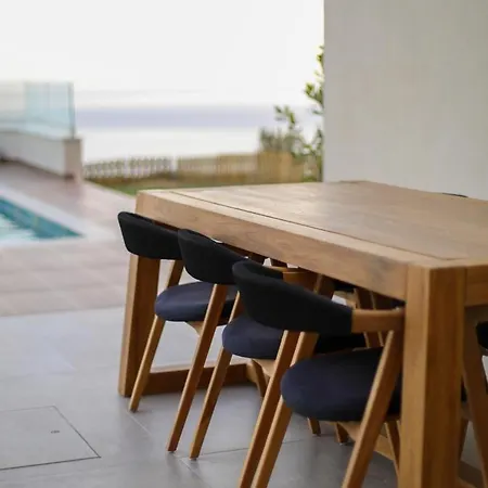 Elite Deluxe Villa, Coast Palasë