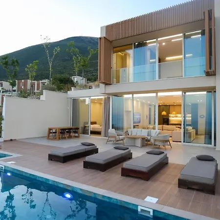 Elite Deluxe Villa, Coast Vila Palasë