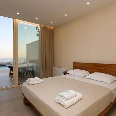 Vila Elite Deluxe Villa, Coast Palasë