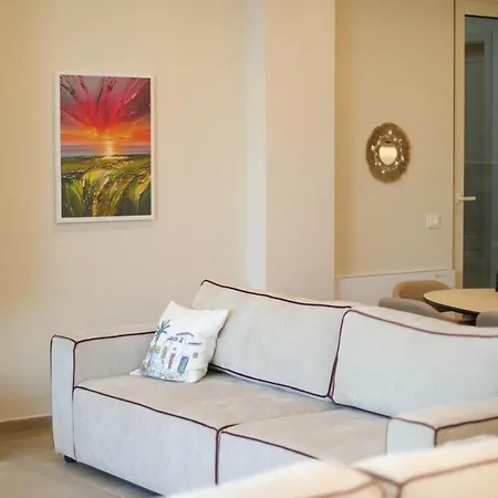 Elite Deluxe Villa, Coast Palasë