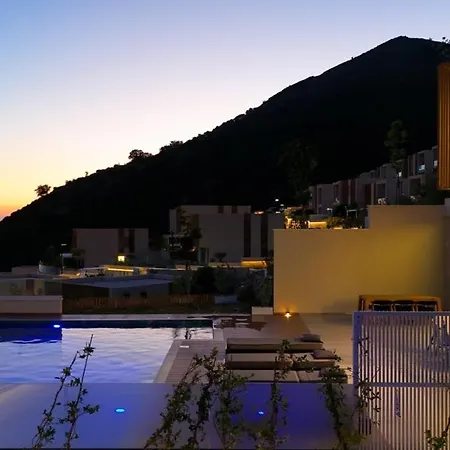 Elite Deluxe Villa, Coast Vila Palasë