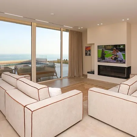 Elite Deluxe Villa, Coast Vila