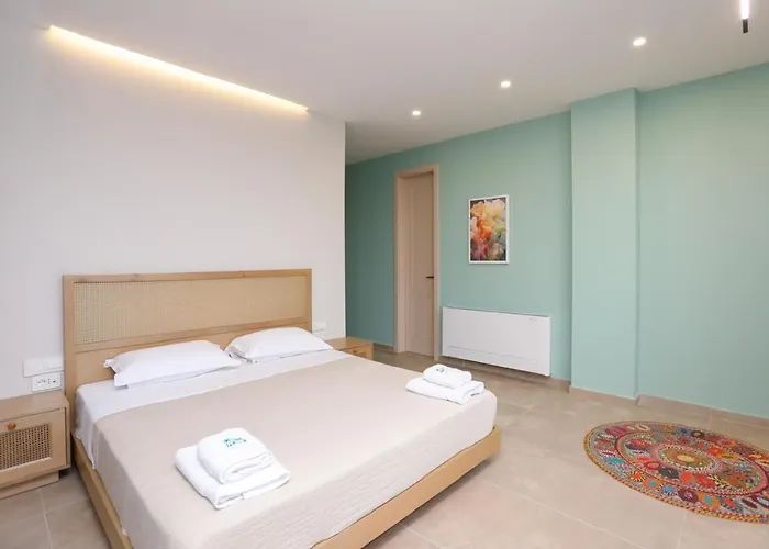 Elite Deluxe Villa, Coast 팔라서