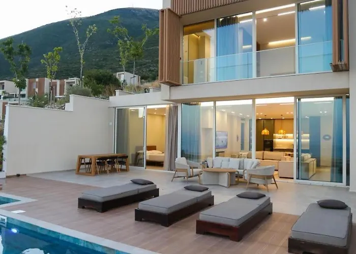 Elite Deluxe Villa, Coast 빌라 팔라서